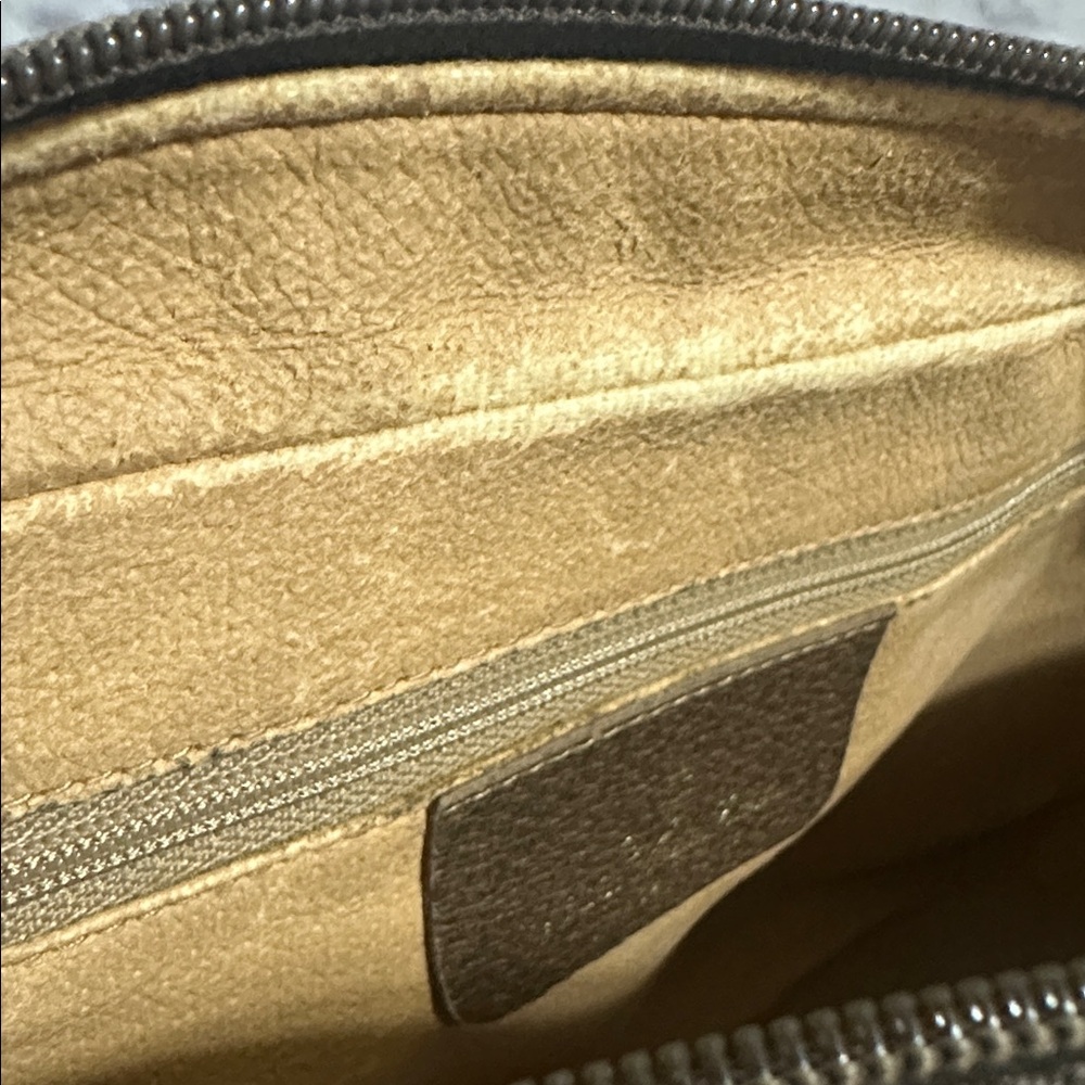 Gucci PVC Pouch - Picture 16 of 16